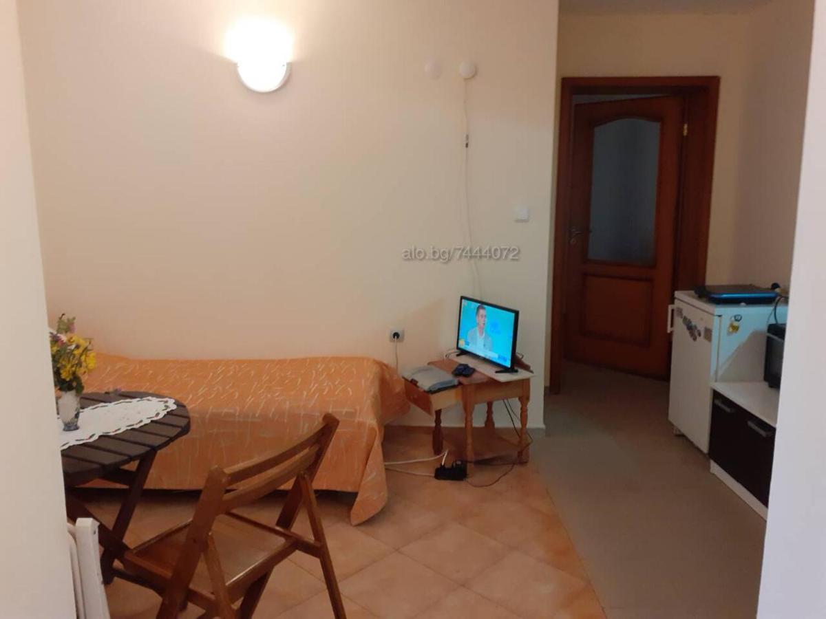 Private Studio Intsaraki - Sveti Vlas Εξωτερικό φωτογραφία
