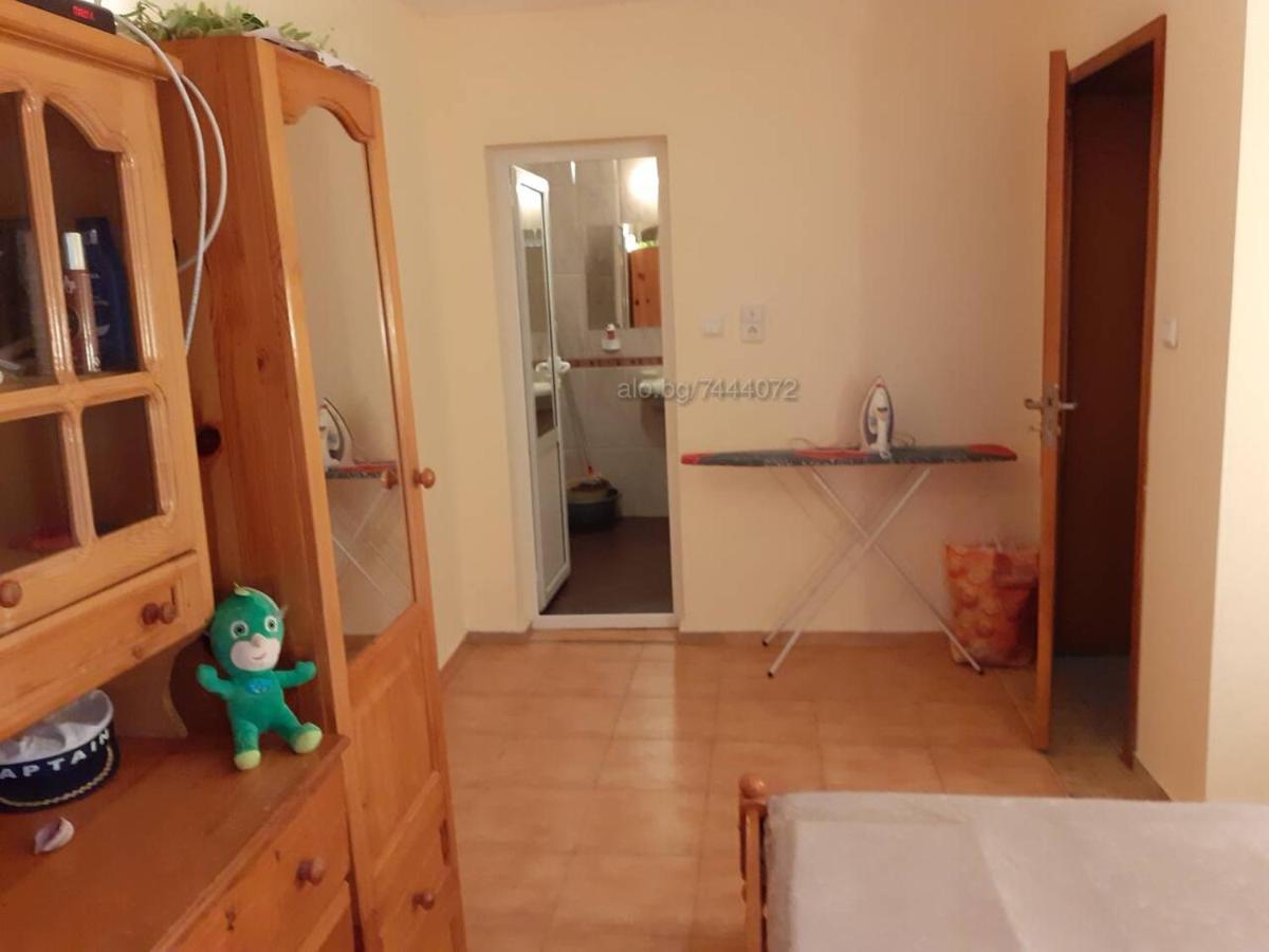 Private Studio Intsaraki - Sveti Vlas Εξωτερικό φωτογραφία
